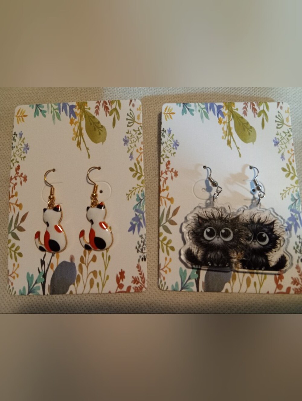 Cat Lovers Earrings Sets - Polka Dot And Black Hair